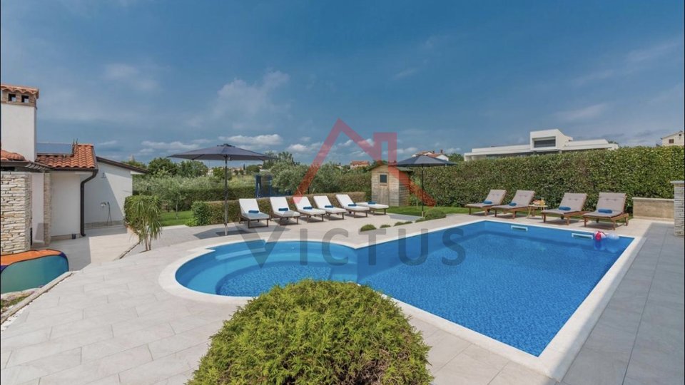 ROVINJ - villa with pool and large garden