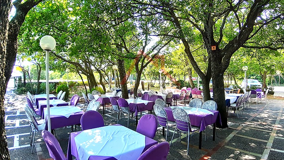 ŠMRIKA - ristorante indipendente con giardino e parcheggio