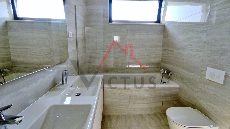 ROVINJ - luxury apartment with open sea and city views