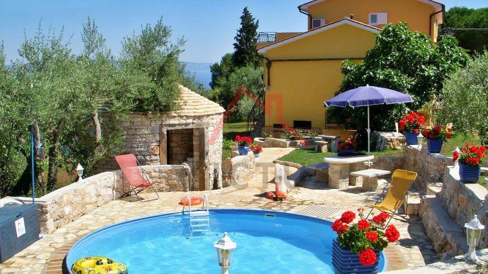 Istria, Drenje - due case con vista sul mare su una proprietà unica piena di ulivi