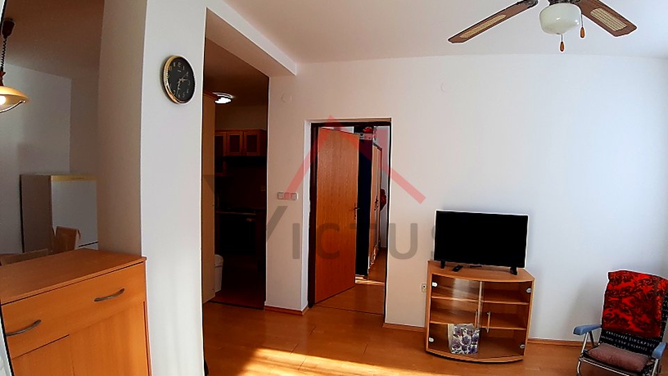 SELCE - apartment 70 m from the sea