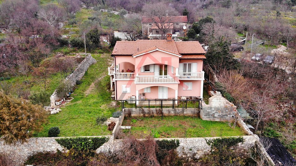 PLOMIN LUKA - family house by the sea with a view of the bay