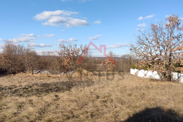 LABIN - building land at the required location