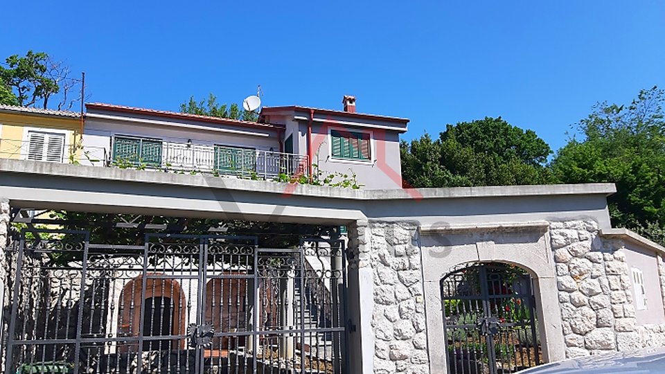 VINODOL MUNICIPALITY-GRIŽANE two houses with a garden of 1120 m2