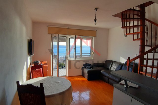 CRIKVENICA - appartamento a due piani con vista sul mare aperto