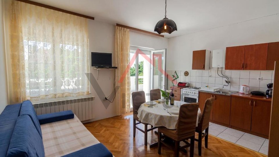 JADRANOVO - apartment house