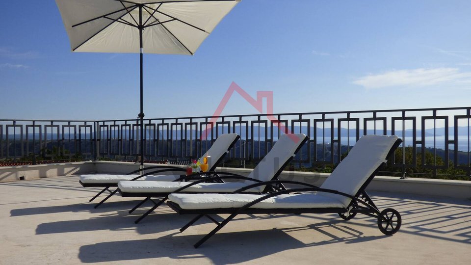 ŠMRIKA - Villa s otvorenim pogledom na more i bazenom