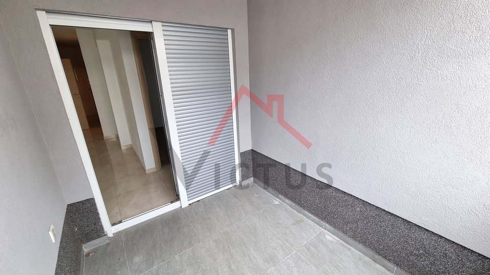 CRIKVENICA, two bedroom apartment with garage