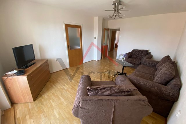 CRIKVENICA - 2 bedrooms, apartment, 82 m2