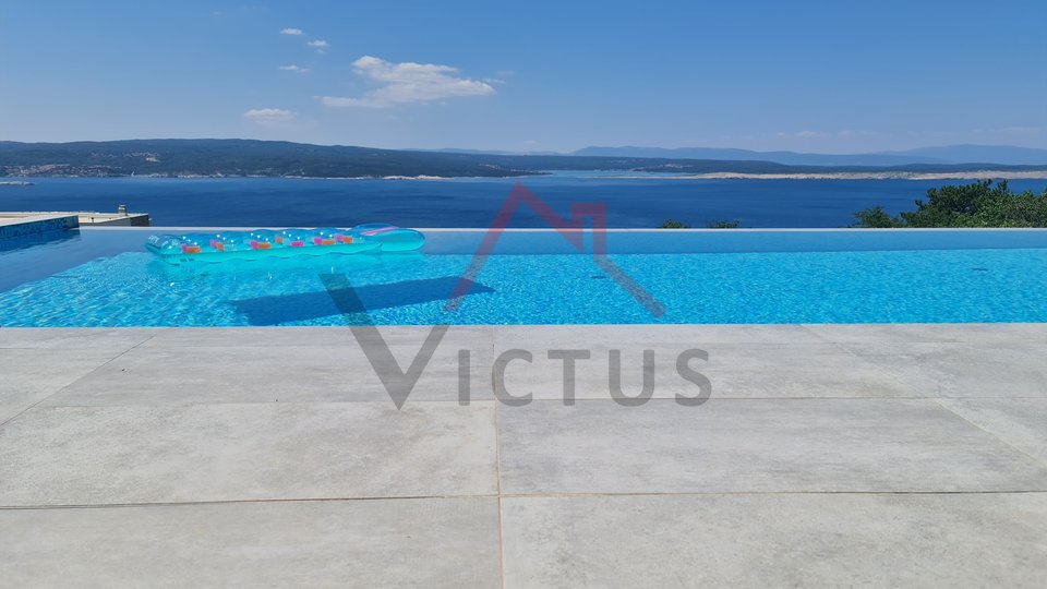 CRIKVENICA - Moderna vila s bazenom i otvorenim pogledom na more