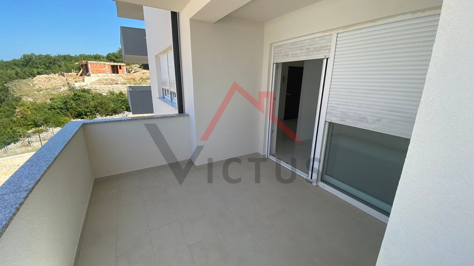 CRIKVENICA - 2 bedroom + bathroom, apartment in a new building, 400 meters from the sea, 55 m2