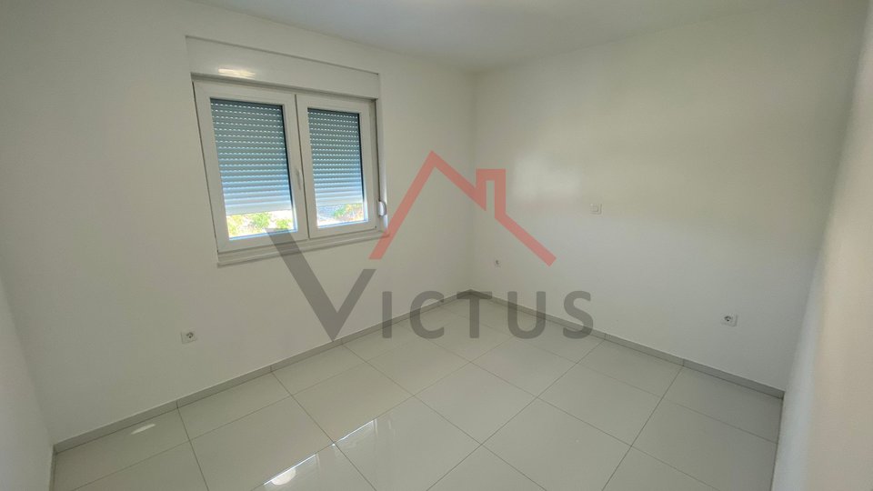 CRIKVENICA - 2 bedroom + bathroom, apartment in a new building, 400 meters from the sea, 58 m2