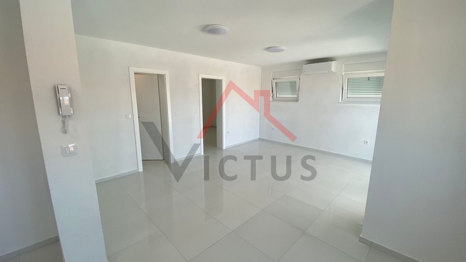 CRIKVENICA - 3 bedroom + bathroom, apartment in a new building, 400 meters from the sea, 115 m2