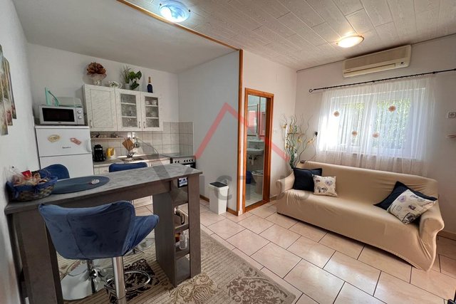 CRIKVENICA - 1 camera da letto + bagno, appartamento con balcone, 25 m2