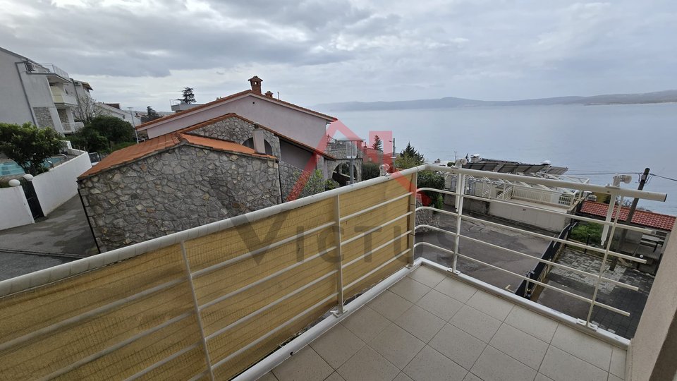 CRIKVENICA - 2 bedroom apartment, 50 m from the sea, 67 m2