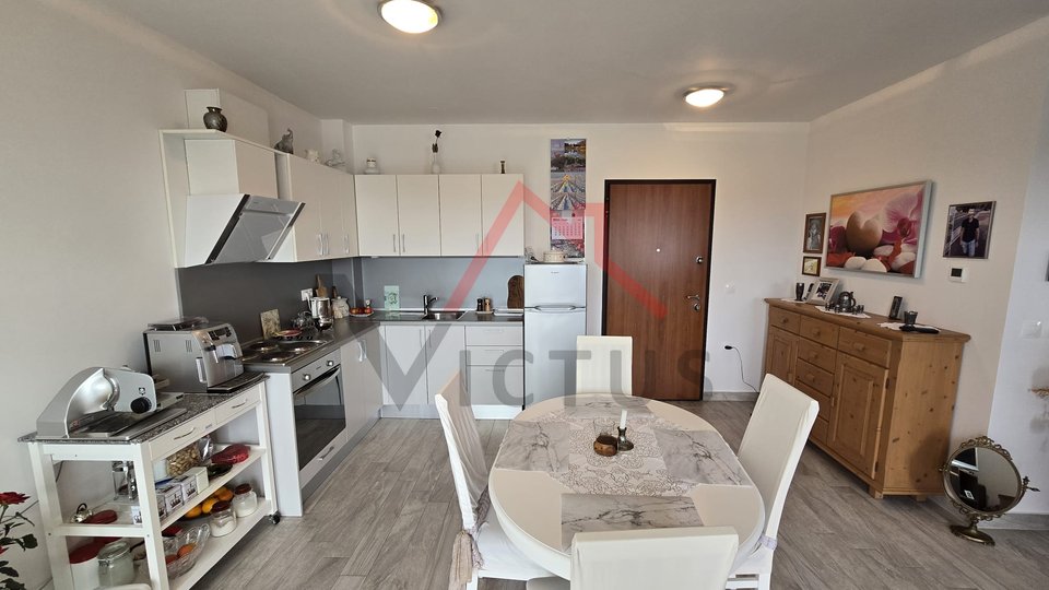 CRIKVENICA - 2 bedroom apartment, 50 m from the sea, 67 m2
