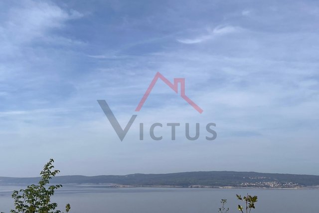 CRIKVENICA - Building land with a view of the sea and a project for a family house with a swimming pool