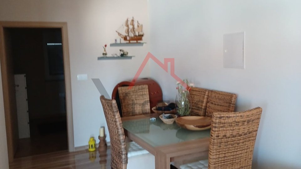 CRIKVENICA - Two apartments, new building with sea view, 95 m2