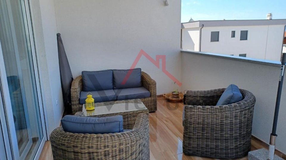 CRIKVENICA - Two apartments, new building with sea view, 95 m2