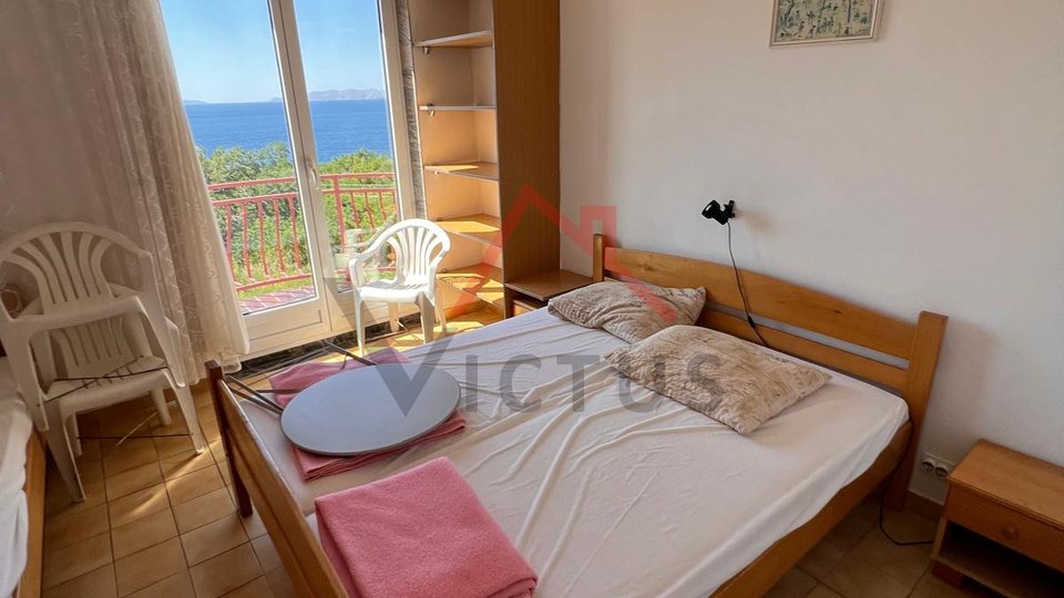 POVILE - Detached house, 120 meters from the sea