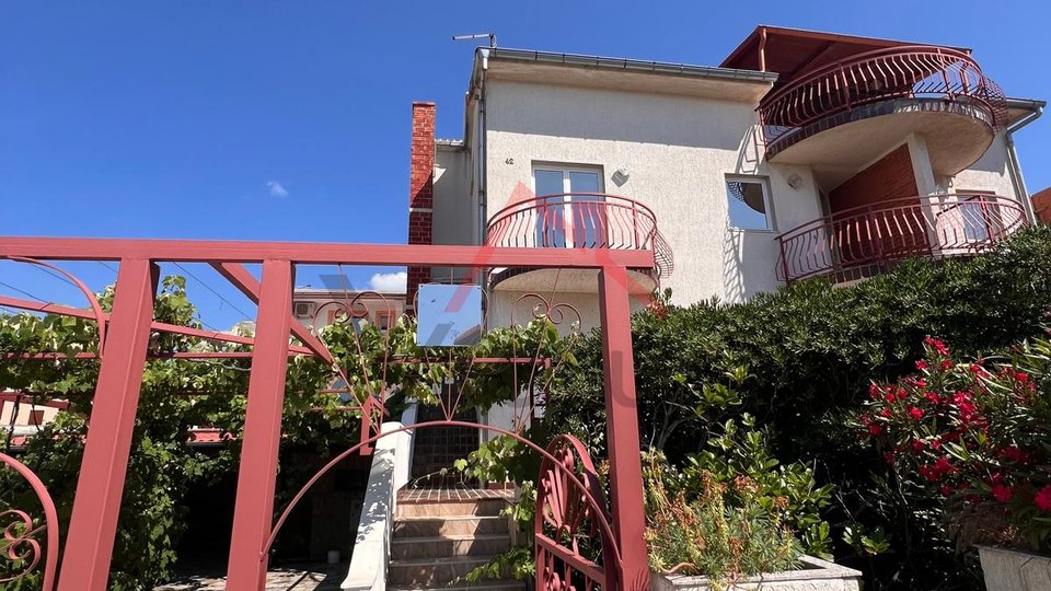 POVILE - Detached house, 120 meters from the sea