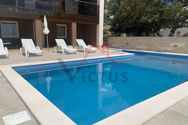 CRIKVENICA - House with swimming pool and open sea view