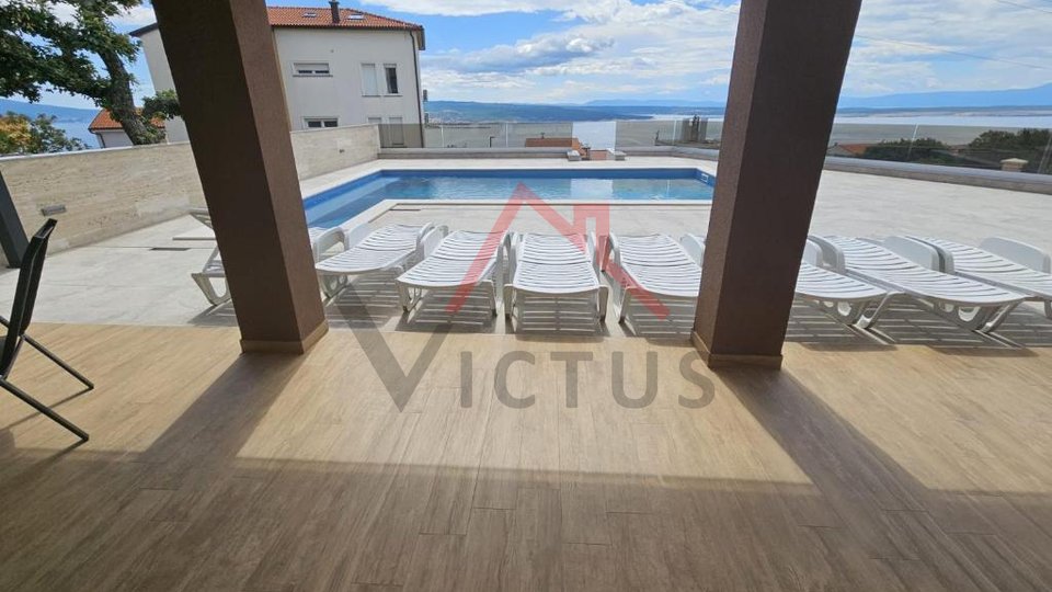 CRIKVENICA - Haus mit Pool und offenem Meerblick