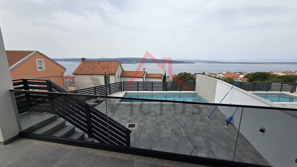 CRIKVENICA - 2 bedrooms + bathroom, new building with swimming pool and garden