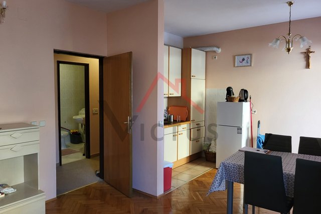 CRIKVENICA - 1 camera da letto + bagno, appartamento al piano terra, 47 m2