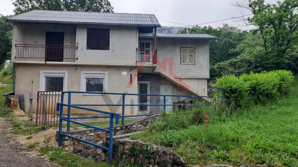 GRIŽANE - Einfamilienhaus mit Garten