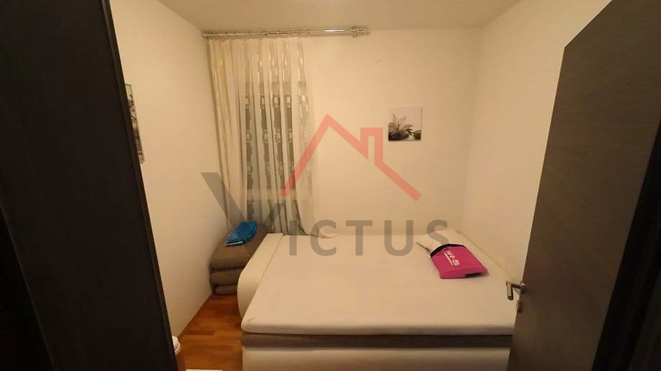 CRIKVENICA - 2 Schlafzimmer, Wohnung mit Balkon, 54 m2