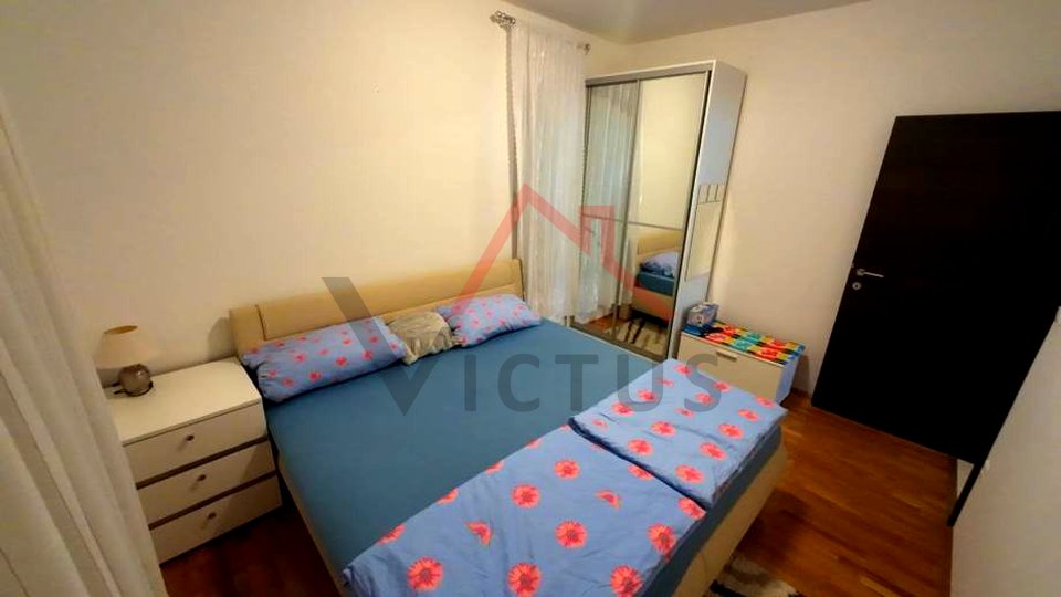 CRIKVENICA - 2 Schlafzimmer, Wohnung mit Balkon, 54 m2