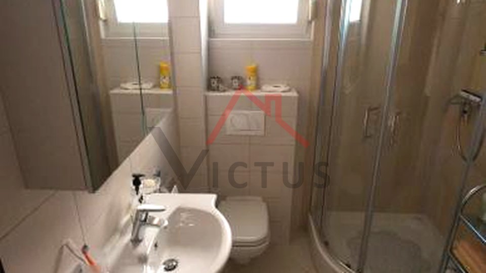 CRIKVENICA - 2 Schlafzimmer, Wohnung mit Balkon, 54 m2