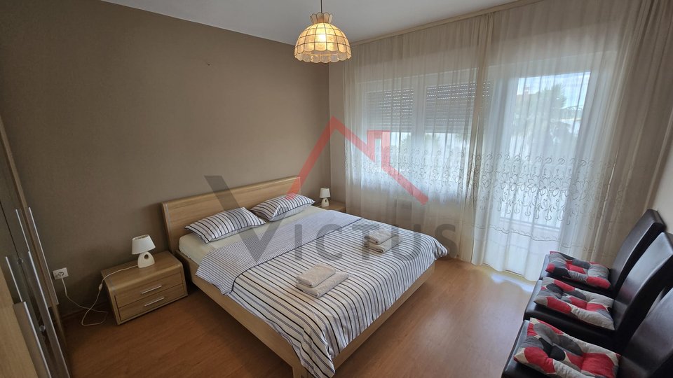 CRIKVENICA - 2 bedroom + bathroom, 100 meters from the beach, 66 m2