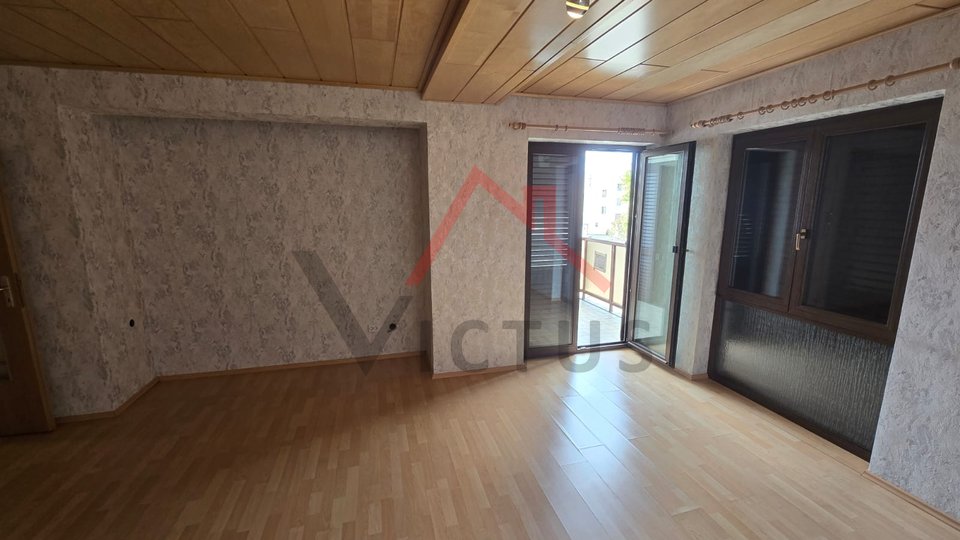 NOVI VINODOLSKI - Apartment in the city center, 66 m2