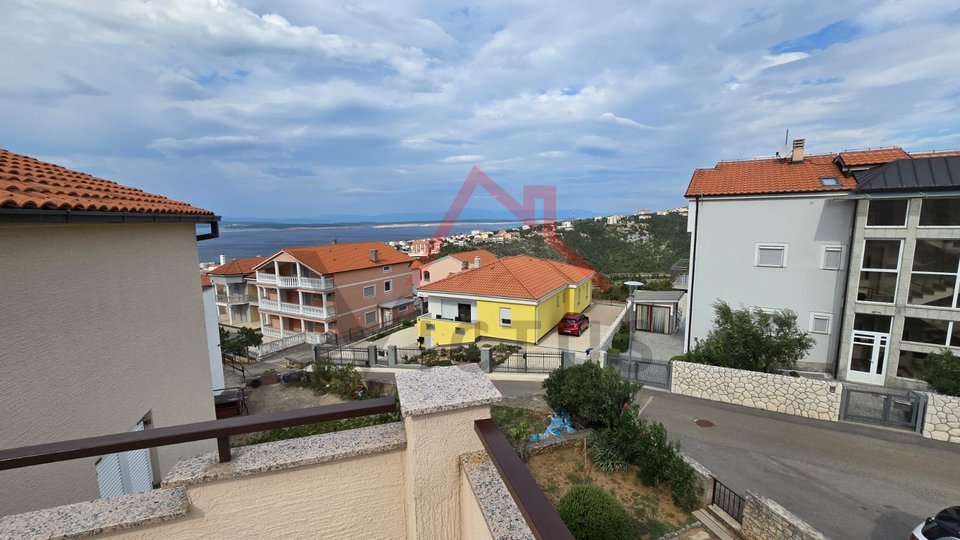 CRIKVENICA - House with 4 apartments and garage