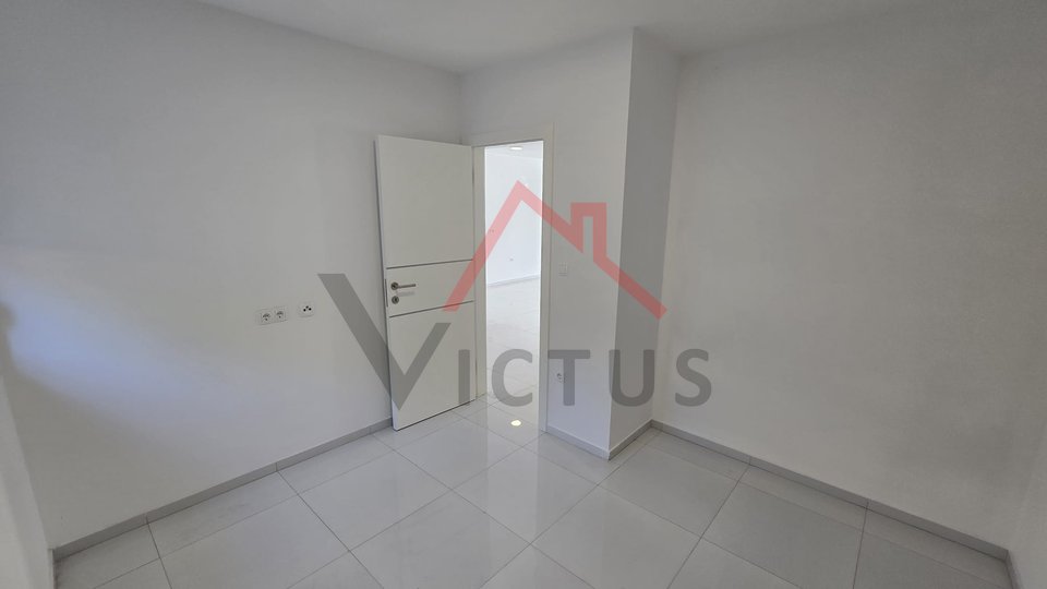 CRIKVENICA - 2 bedroom + bathroom, apartment in a new building, 150 meters from the sea, 61 m2