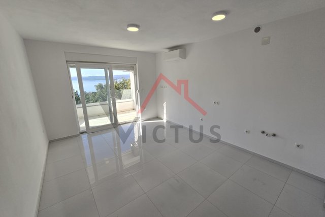 CRIKVENICA - Two-story apartment in a new building, 150 meters from the sea, 106 m2