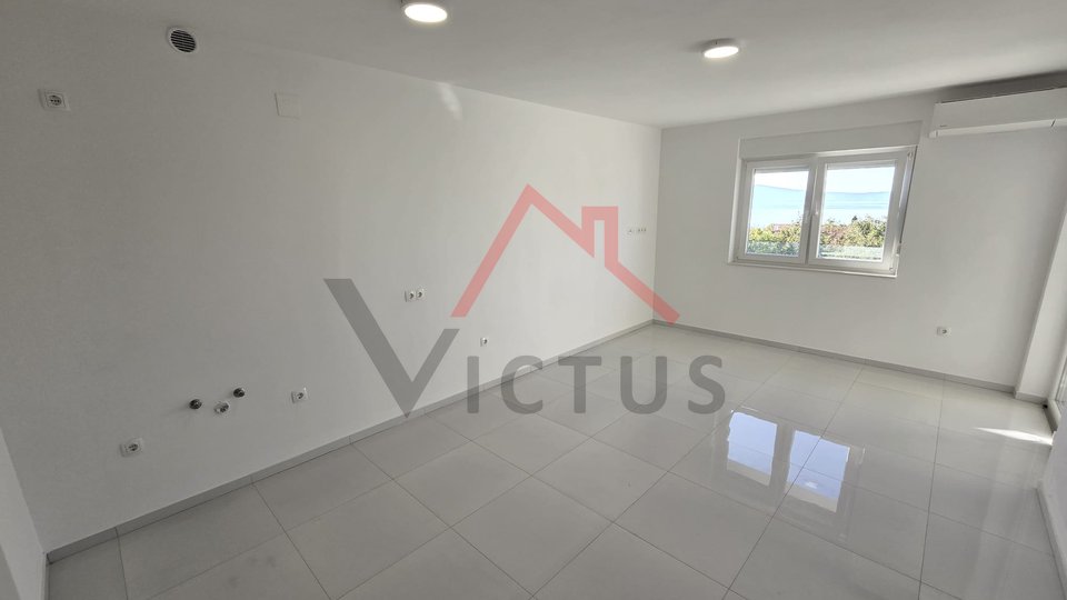 CRIKVENICA - Two-story apartment in a new building, 150 meters from the sea, 121 m2