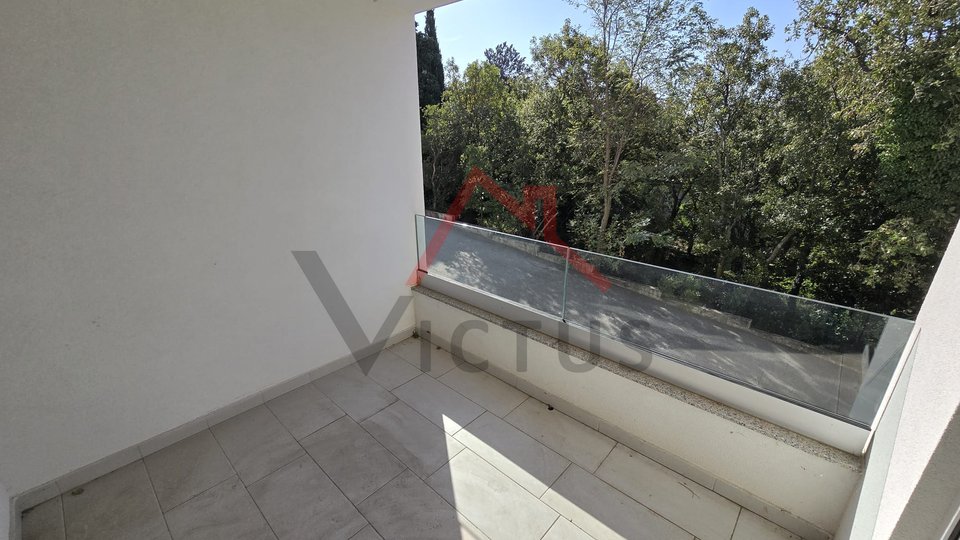 CRIKVENICA - 2 bedroom + bathroom, apartment in a new building, 150 meters from the sea, 55 m2